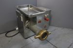 Мясорубка KT LM-82/P б.у. Мясорубка KT LM-82/P б.у.